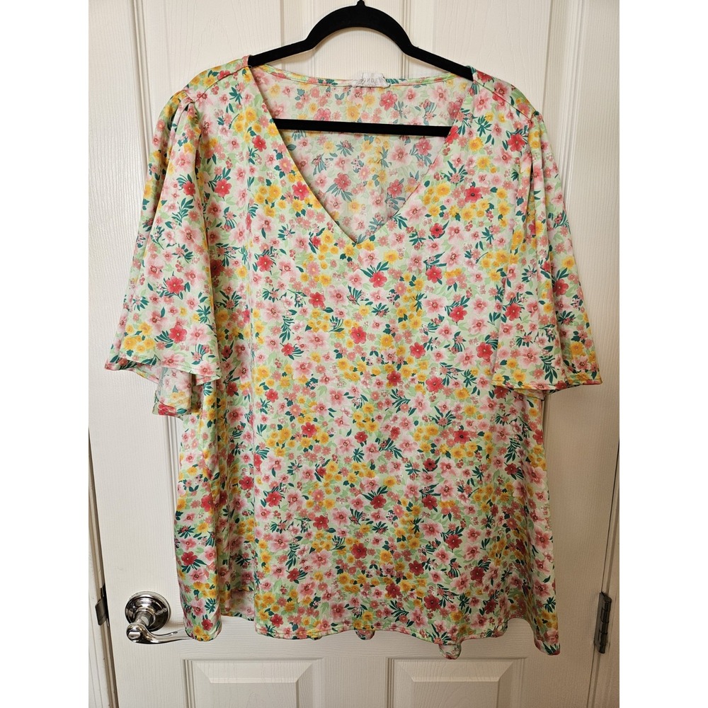 Emily Wonder Beautiful Floral V-Neck Flutter Sleeves, Plus 3X
